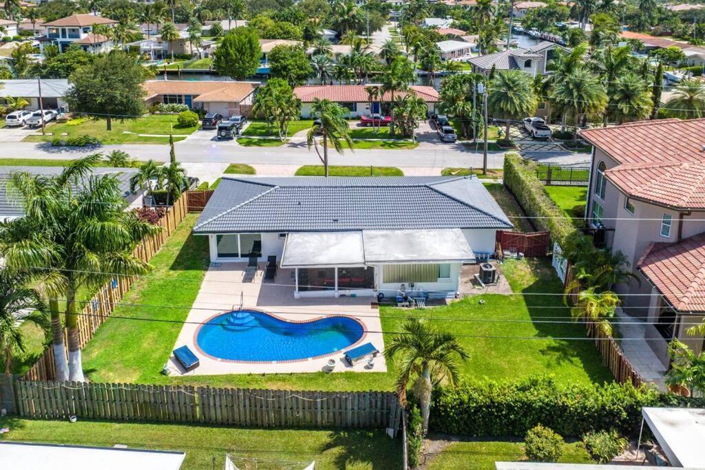 Amazing Home W Heated Pool 8 Mins To The Beach Lighthouse Point Exterior photo